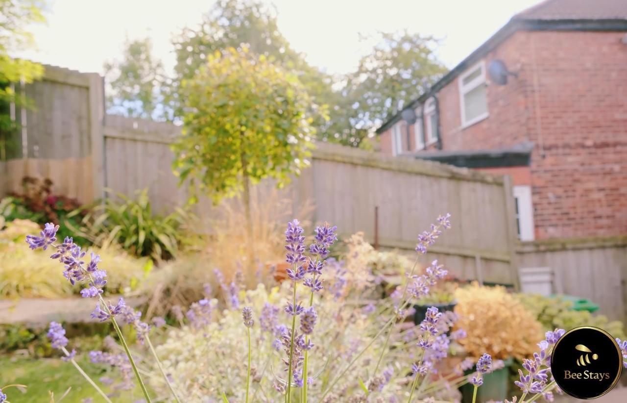 Bee Stays - Caldecott House Manchester Exterior photo